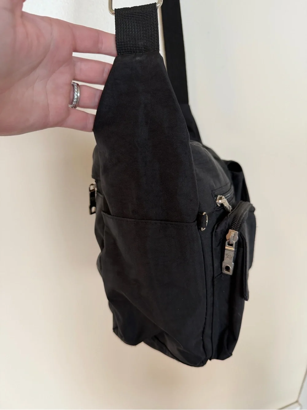 BoBo Xiuxian Women's Black Multi Pocket Hobo Bag with  Adjustable Strap